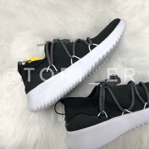 Adidas Women’s Running Shoes NWB - Picture 2 of 8